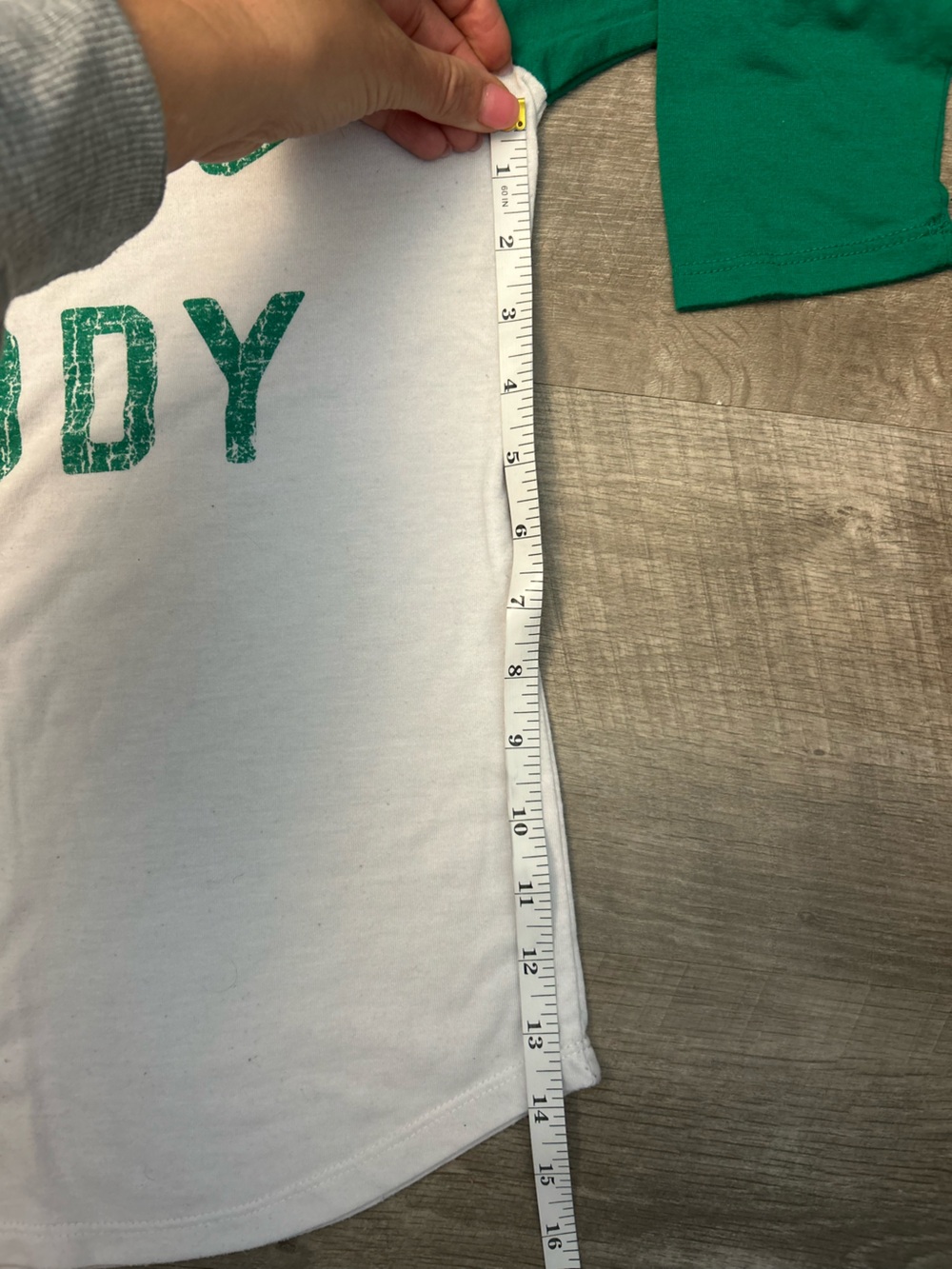 St. Patrick’s Shirt & Socks | M - Picture 7 of 7